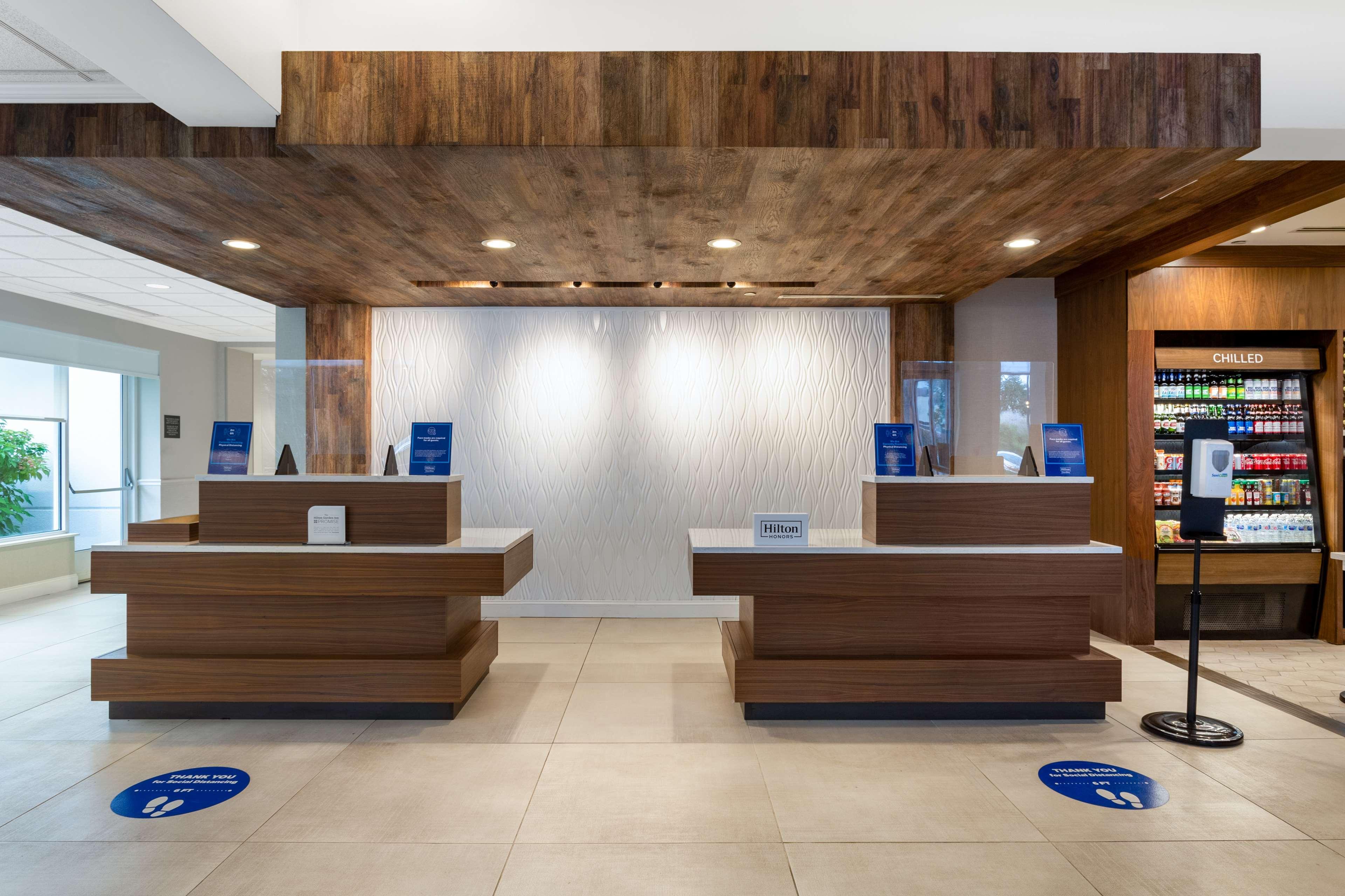 Hilton Garden Inn Islip/Macarthur Airport Ronkonkoma Exterior photo