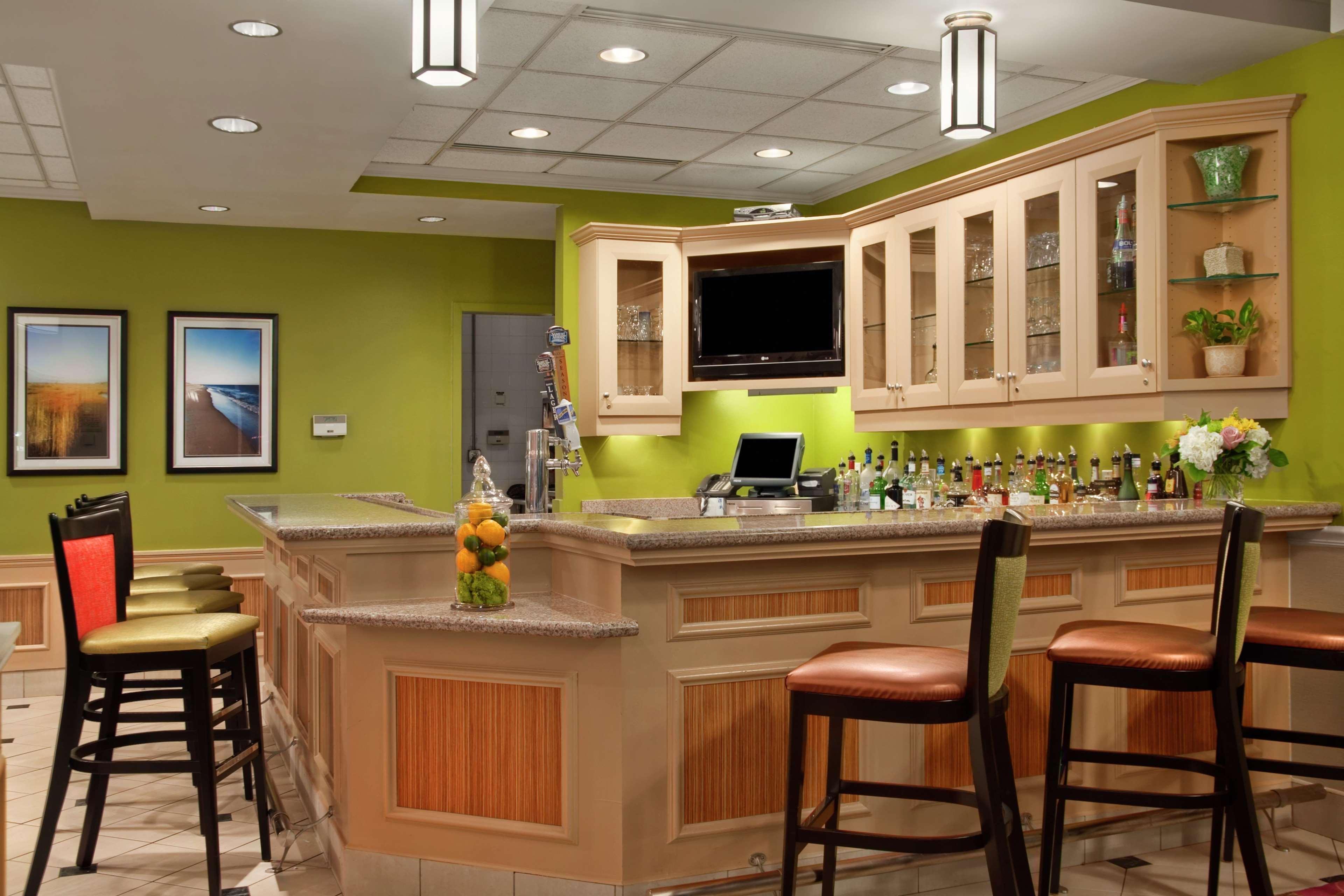Hilton Garden Inn Islip/Macarthur Airport Ronkonkoma Exterior photo